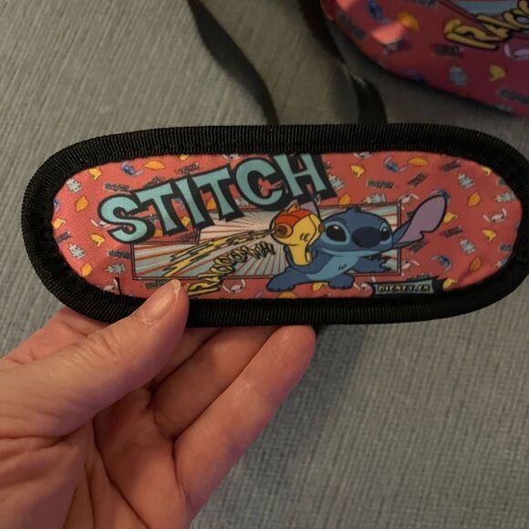 Stitch Insulated Lunch Bag/Crossbody - Picture 4 of 12